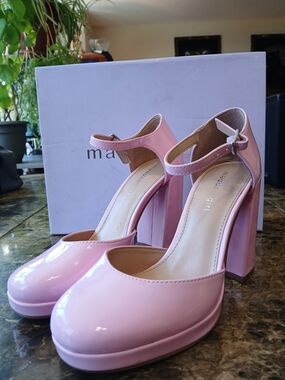 STEVE MADDEN Twice Patent Pink Chunky Block Heel Platform Mary Jane Pumps  like